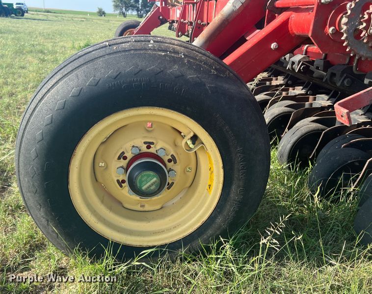 image for item DS8479 Krause 5220  grain drill