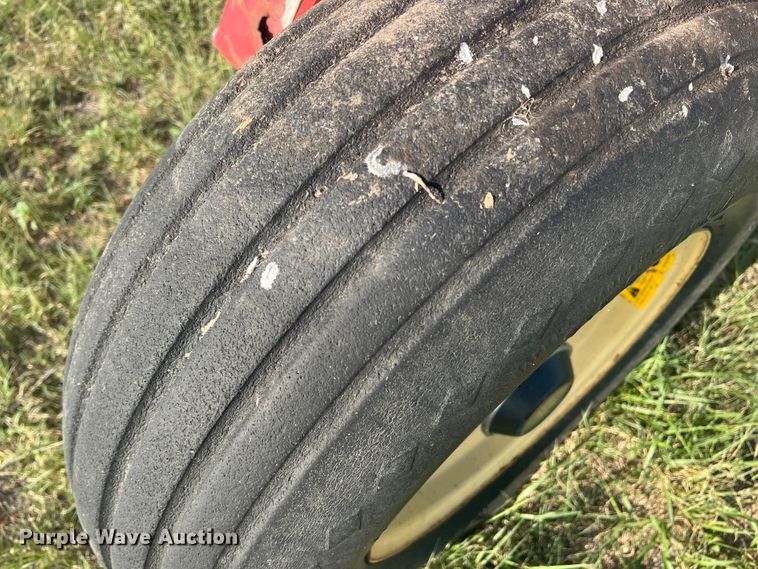 image for item DS8479 Krause 5220  grain drill