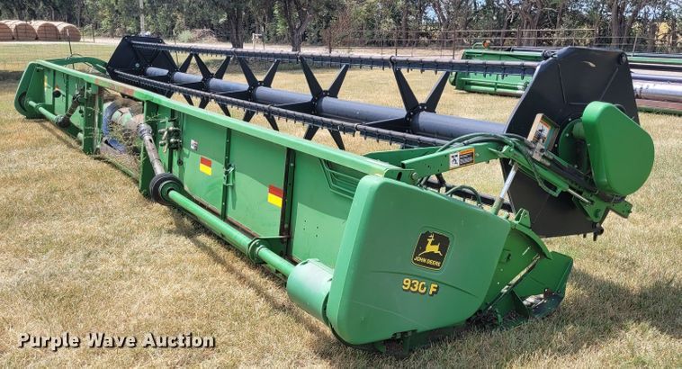image for item FC9163 John Deere 930F  flex head