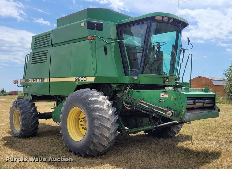 image for item FC9165 John Deere 9600  RWA combine