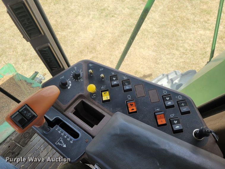 image for item FC9165 John Deere 9600  RWA combine