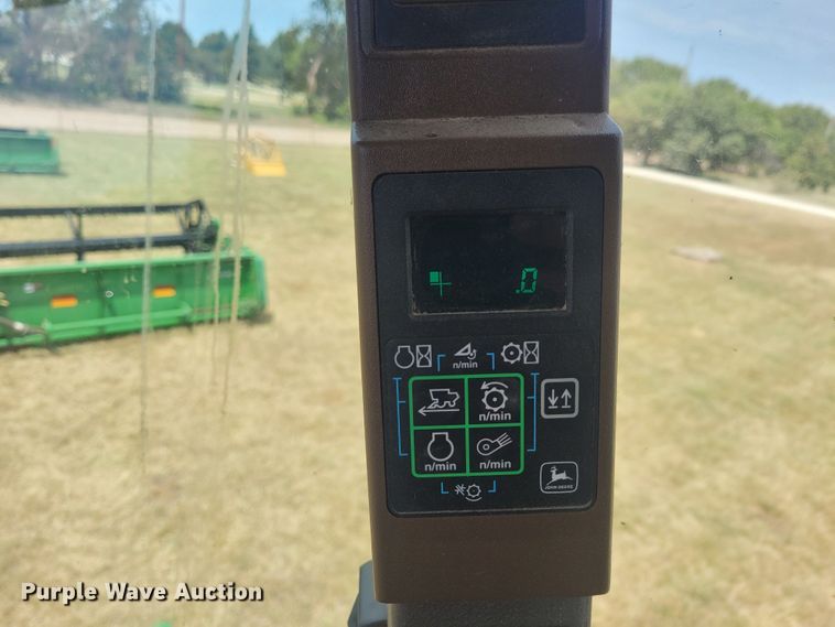 image for item FC9165 John Deere 9600  RWA combine