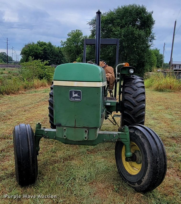 image for item HF9356 1979 John Deere 2840  tractor