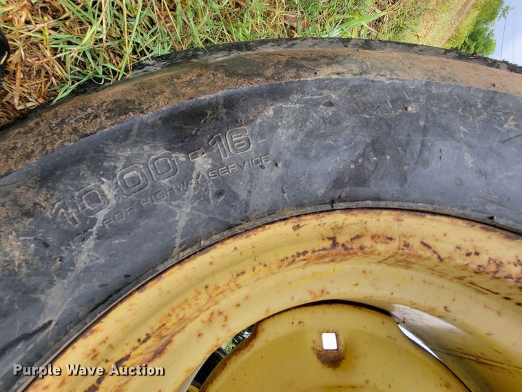 image for item HF9356 1979 John Deere 2840  tractor