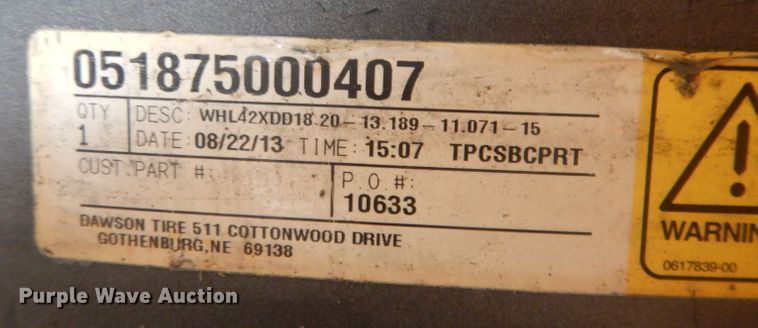 image for item HU9433 (2) Titan combine wheels