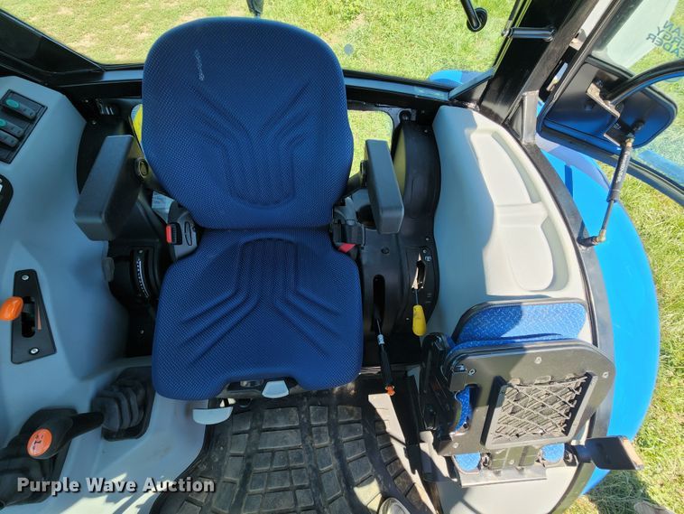 image for item JB9079 2021 New Holland Workmaster 75  MFWD tractor