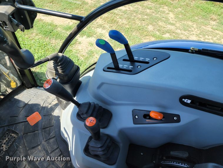 image for item JB9079 2021 New Holland Workmaster 75  MFWD tractor