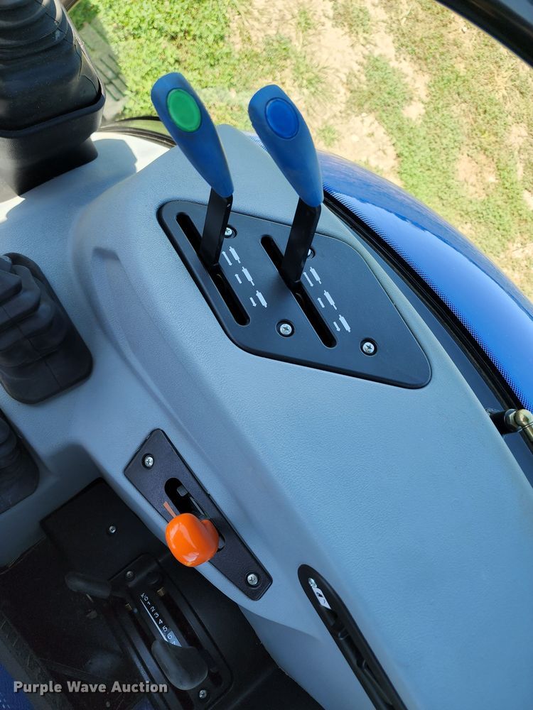 image for item JB9079 2021 New Holland Workmaster 75  MFWD tractor