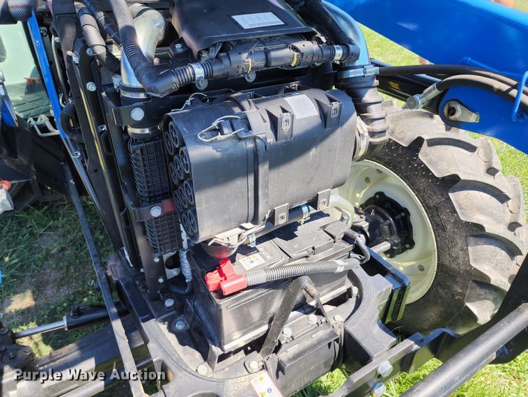 image for item JB9079 2021 New Holland Workmaster 75  MFWD tractor