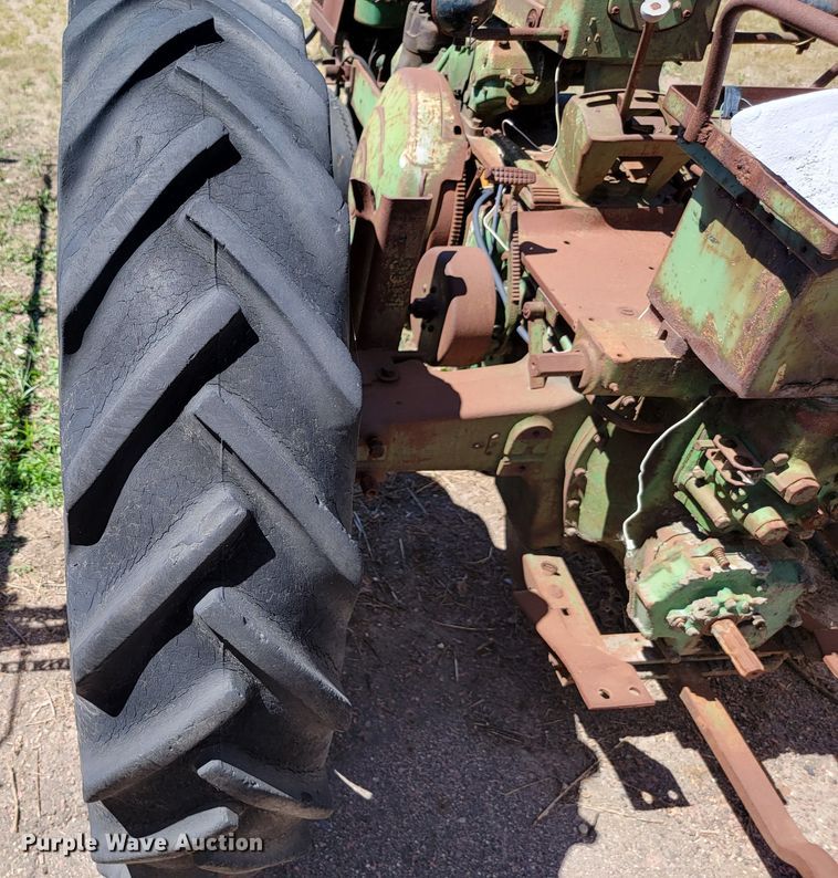 image for item JC9680 John Deere 60  tractor