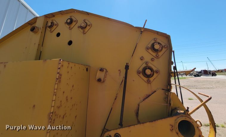 image for item JC9682 Vermeer 605F  round baler