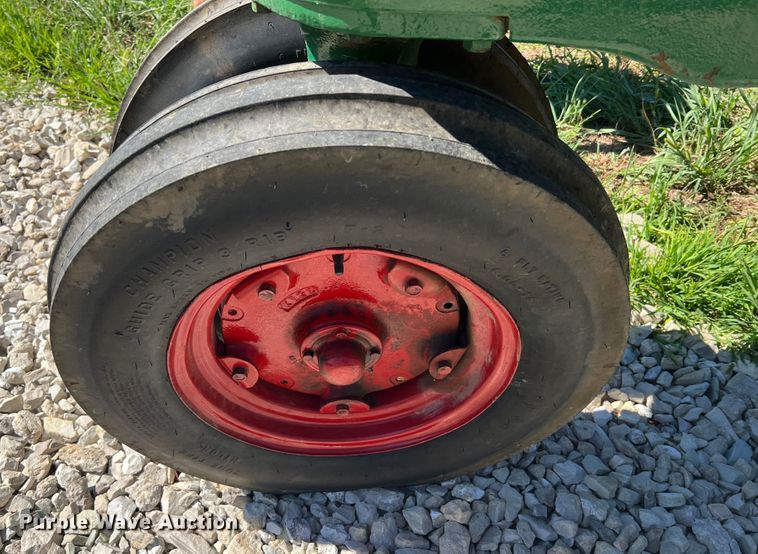 image for item JM9159 1951 Oliver 88 Row Crop  tractor