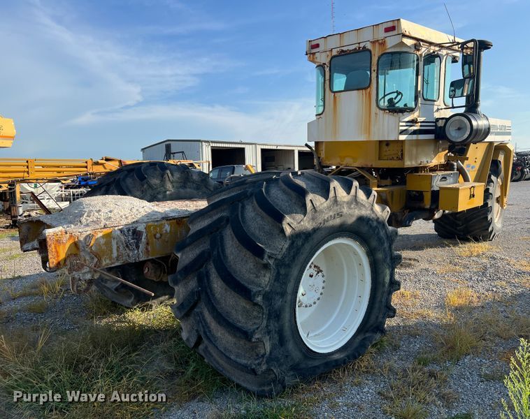 image for item JM9194 Terra-Gator 1903  applicator cab and chassis