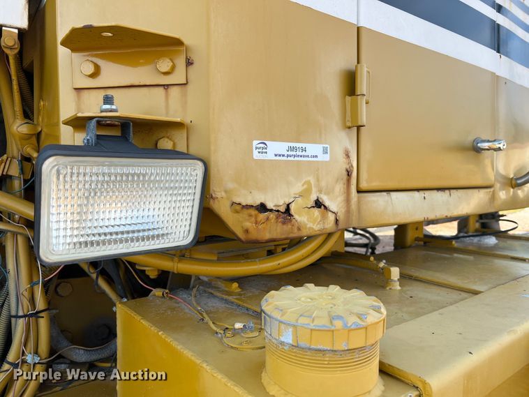 image for item JM9194 Terra-Gator 1903  applicator cab and chassis