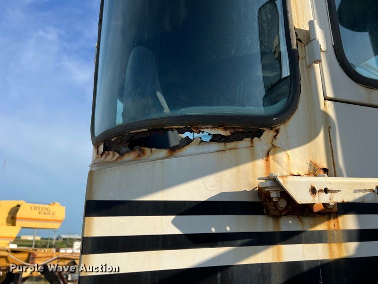 image for item JM9194 Terra-Gator 1903  applicator cab and chassis