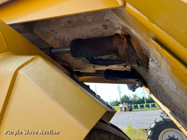 image for item JM9194 Terra-Gator 1903  applicator cab and chassis