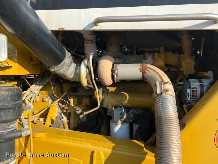 image for item JM9194 Terra-Gator 1903  applicator cab and chassis