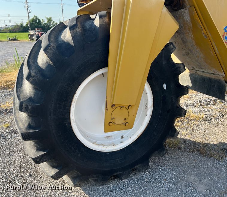 image for item JM9194 Terra-Gator 1903  applicator cab and chassis