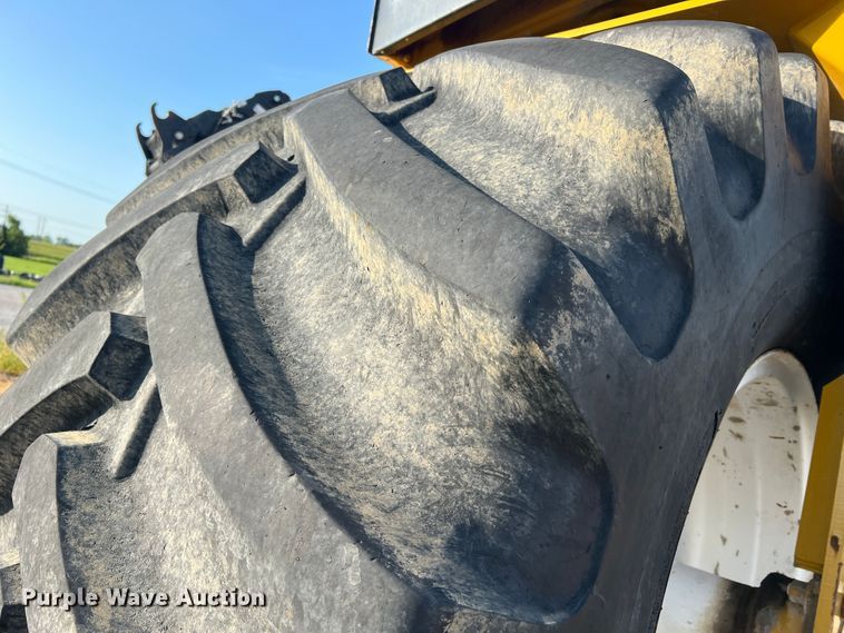 image for item JM9194 Terra-Gator 1903  applicator cab and chassis