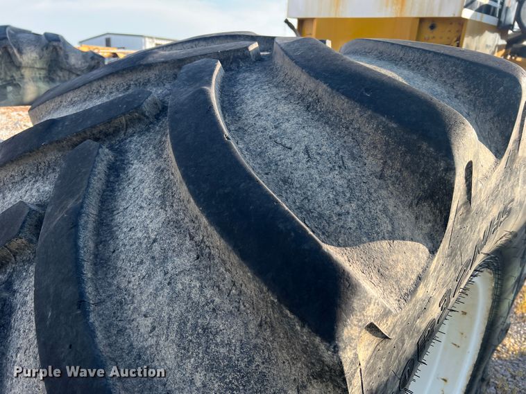 image for item JM9194 Terra-Gator 1903  applicator cab and chassis