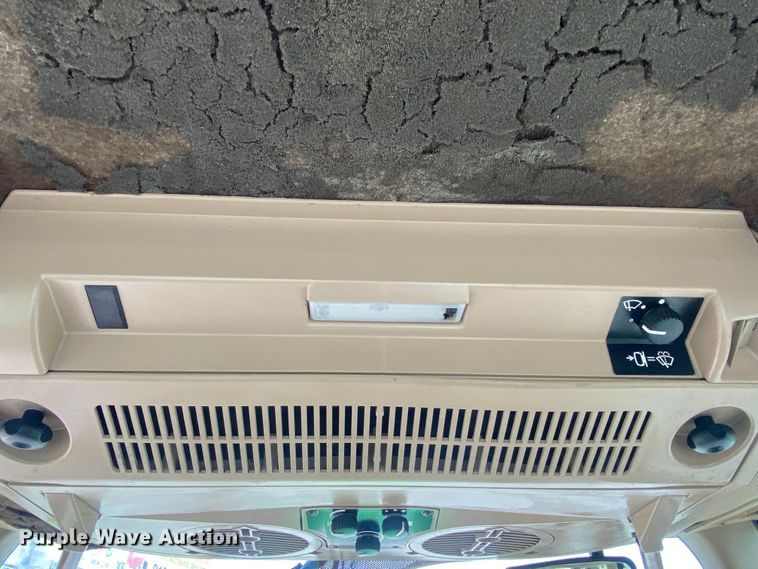 image for item JW9490 2002 John Deere 6405  MFWD tractor