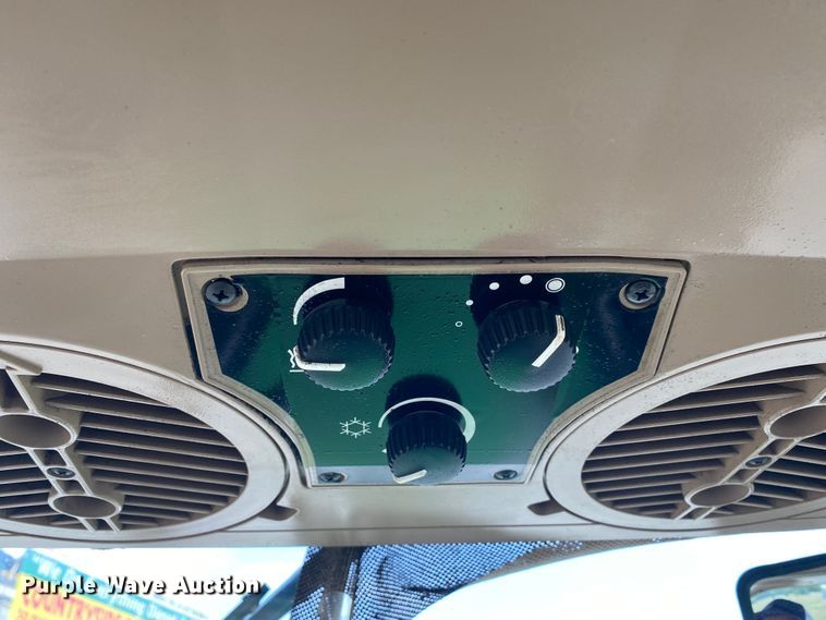 image for item JW9490 2002 John Deere 6405  MFWD tractor