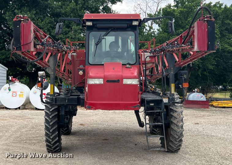image for item JX9392 2008 Case IH SPX3185  sprayer