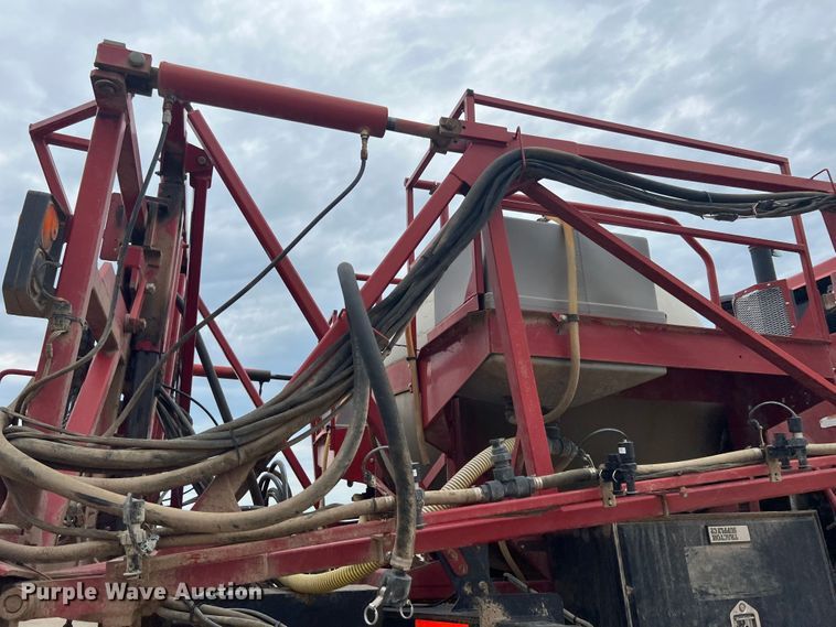 image for item JX9392 2008 Case IH SPX3185  sprayer