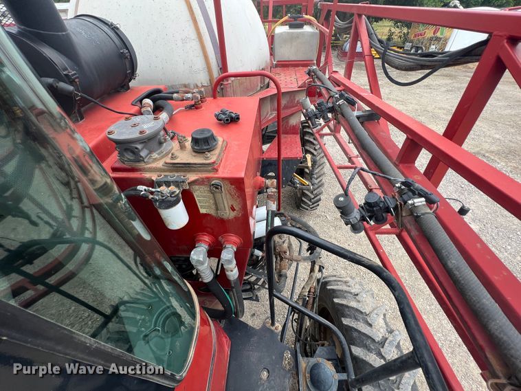 image for item JX9392 2008 Case IH SPX3185  sprayer