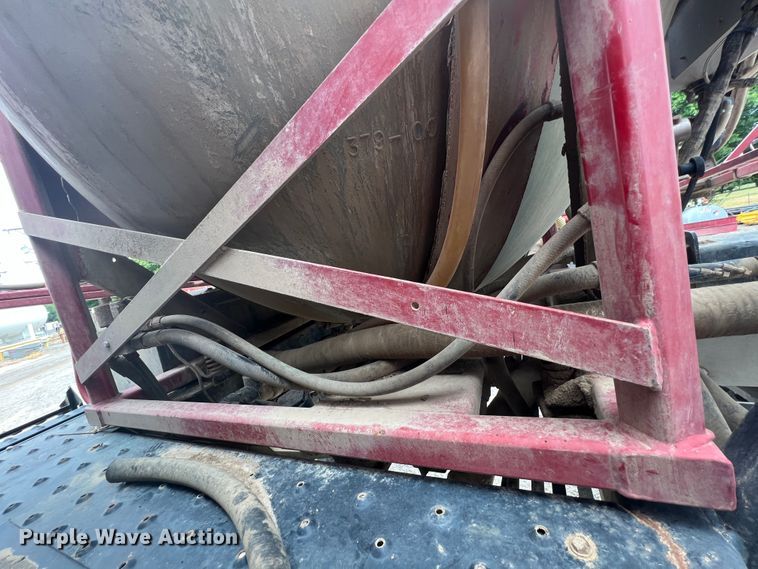 image for item JX9392 2008 Case IH SPX3185  sprayer