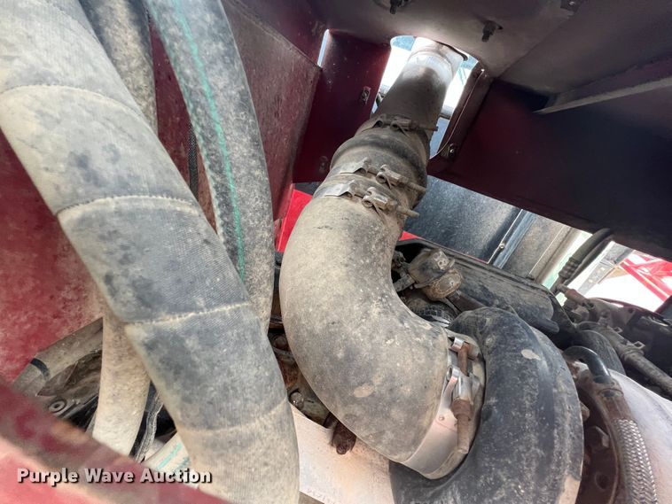 image for item JX9392 2008 Case IH SPX3185  sprayer