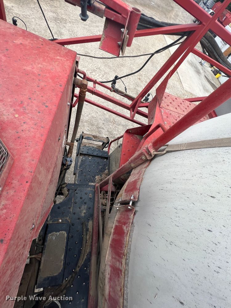 image for item JX9392 2008 Case IH SPX3185  sprayer