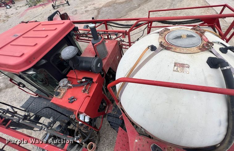image for item JX9392 2008 Case IH SPX3185  sprayer