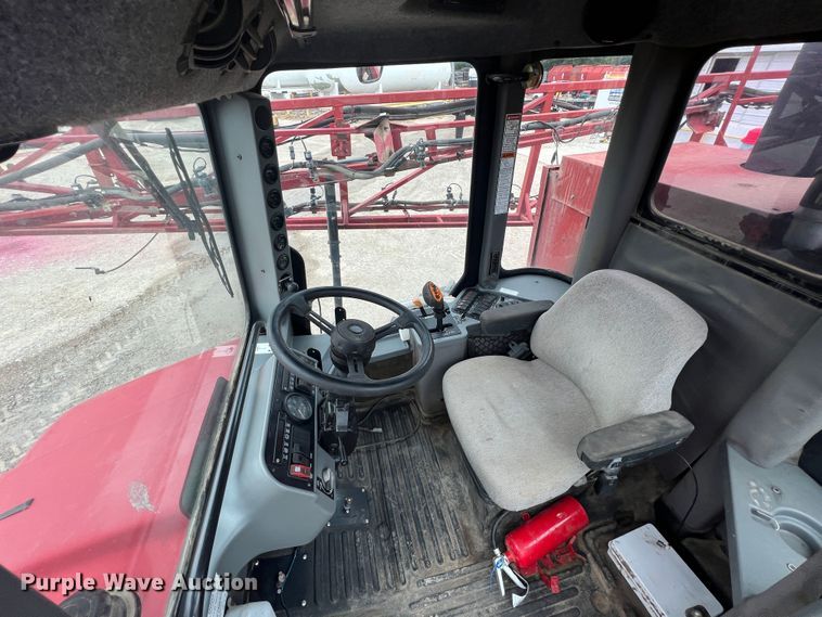 image for item JX9392 2008 Case IH SPX3185  sprayer