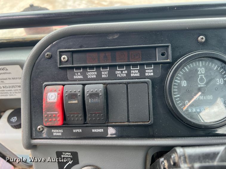 image for item JX9392 2008 Case IH SPX3185  sprayer