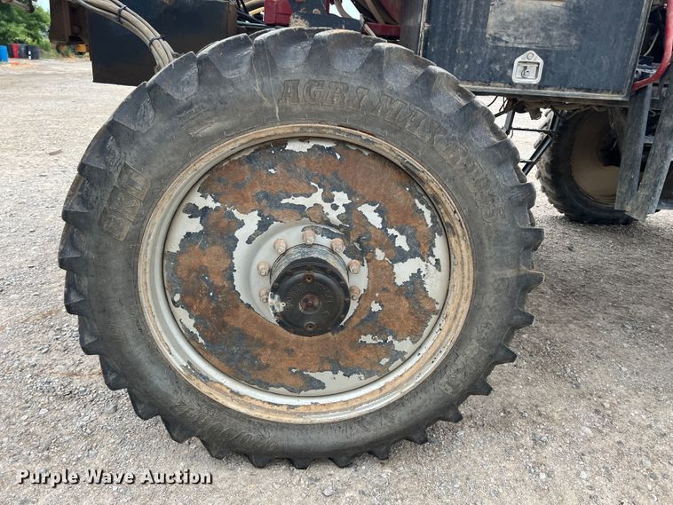 image for item JX9392 2008 Case IH SPX3185  sprayer