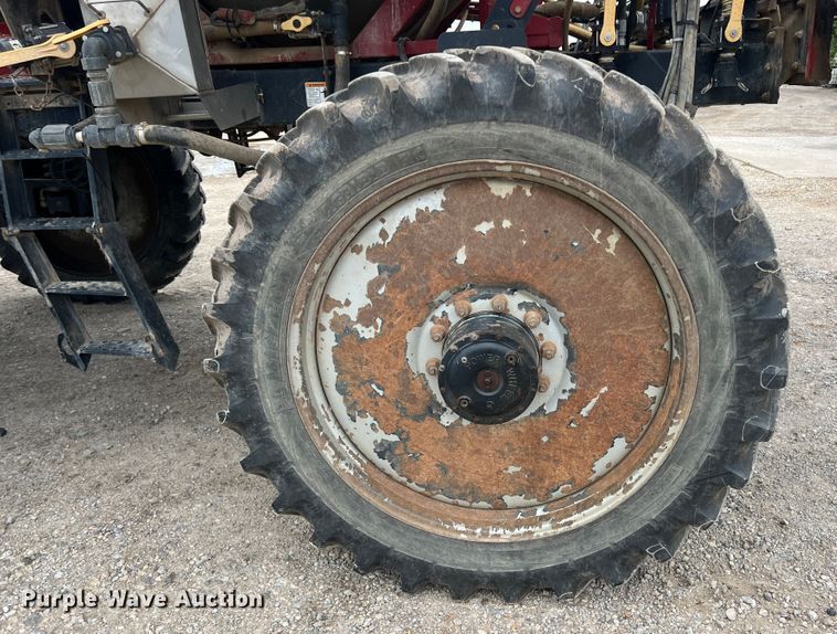 image for item JX9392 2008 Case IH SPX3185  sprayer