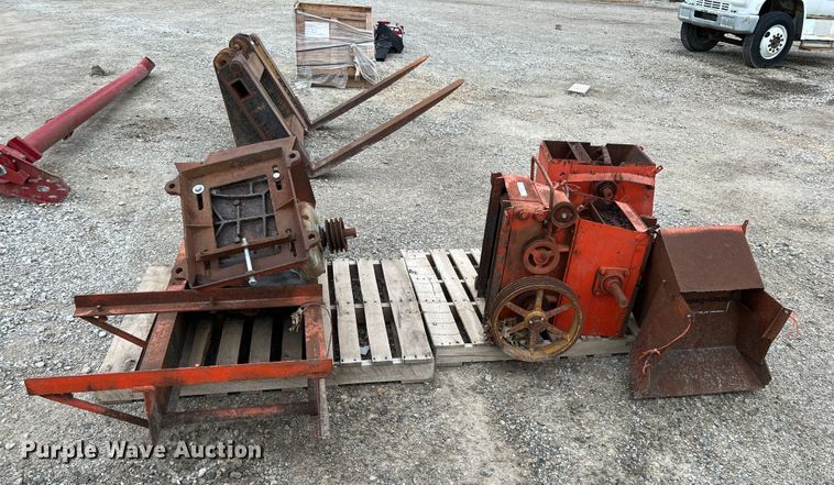 image for item JX9399 Roller mills