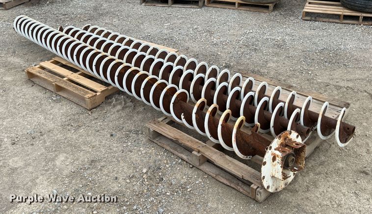 image for item JX9402 (3) auger flightings