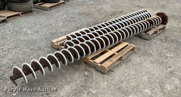 image for item JX9402 (3) auger flightings