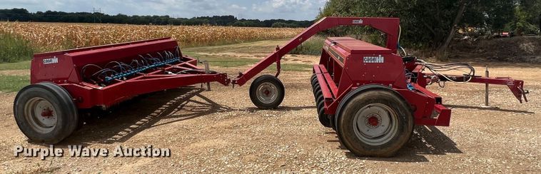 image for item JX9458 (2) Case IH 5300 grain drills