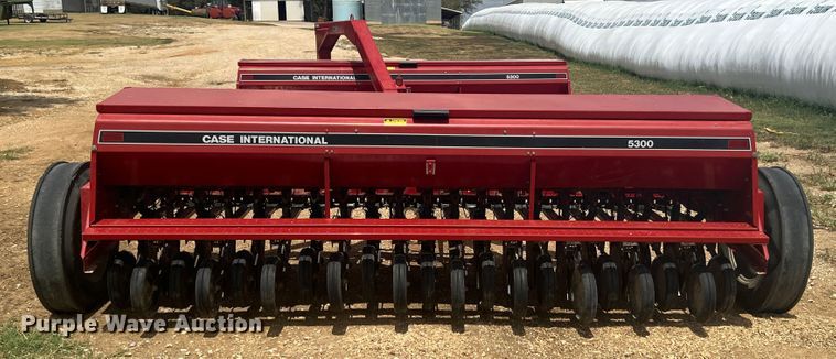 image for item JX9458 (2) Case IH 5300 grain drills