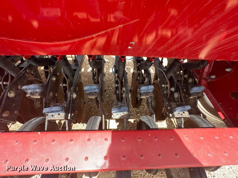 image for item JX9458 (2) Case IH 5300 grain drills