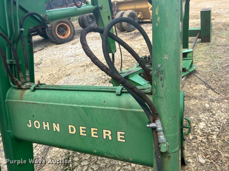 image for item JX9459 John Deere 260  loader