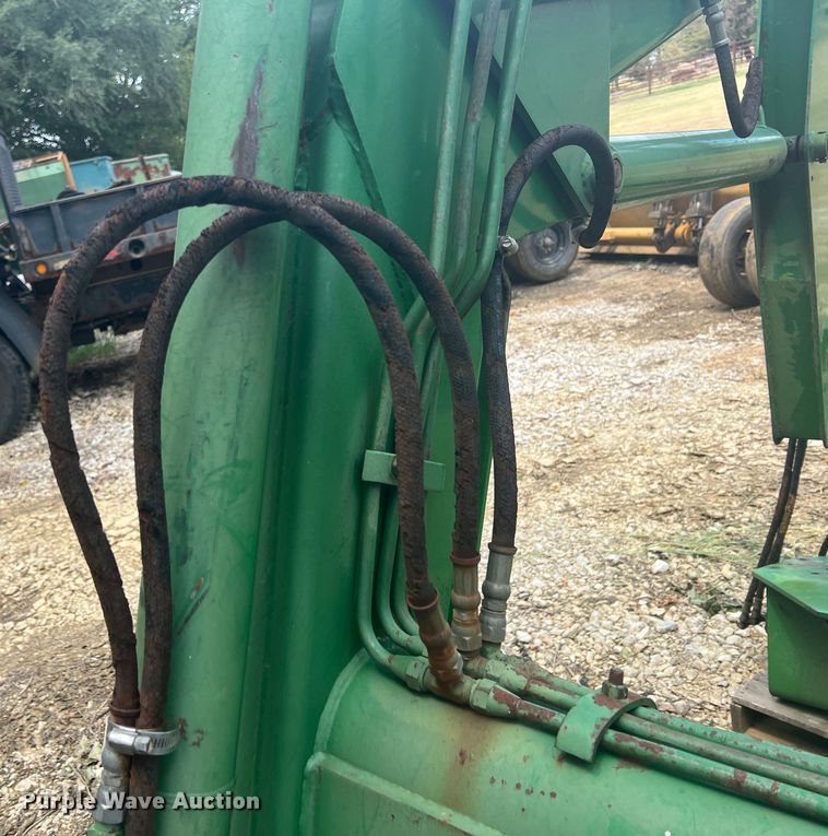 image for item JX9459 John Deere 260  loader