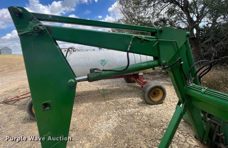 image for item JX9459 John Deere 260  loader