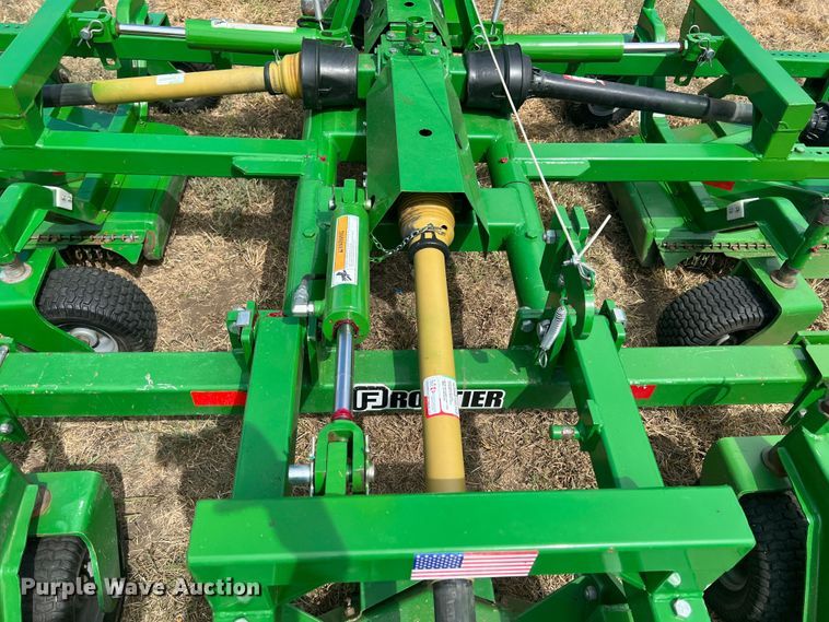 image for item JX9461 Frontier FM2115  batwing finish mower