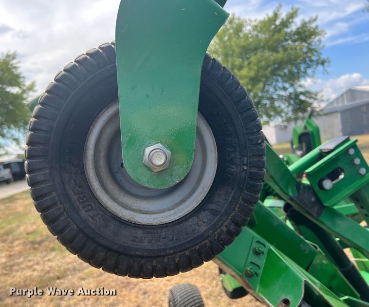 image for item JX9461 Frontier FM2115  batwing finish mower