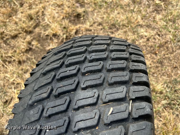 image for item JX9461 Frontier FM2115  batwing finish mower