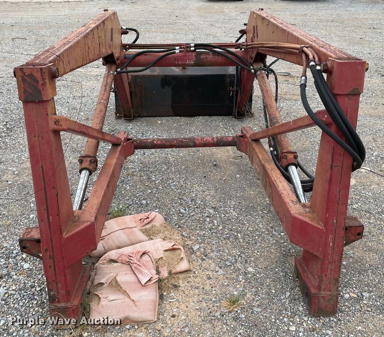 image for item KE9337 Farm Hand F235  loader